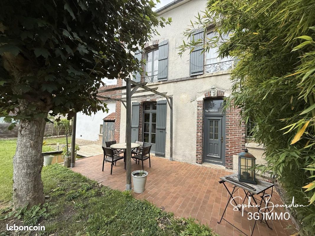 Maison 5 pièces 132 m² · à Cheny · 132 m² · 175 000 €