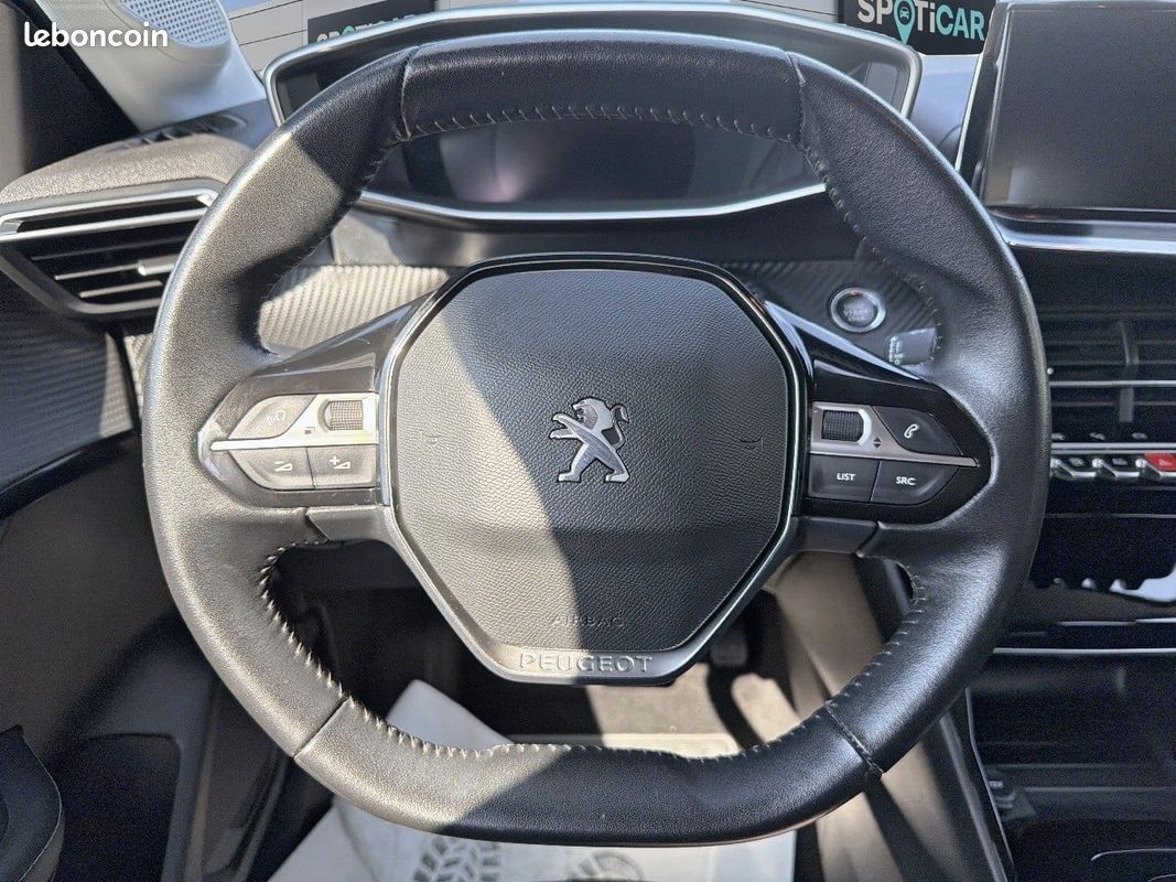 PEUGEOT 208 Electrique 50 kWh 136ch Allure Business (image 11)