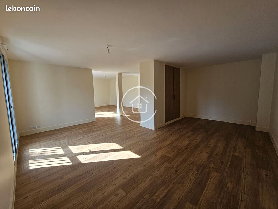 Appartement 5 pièces 119 m² · à Blois · 119 m² · 265 900 €