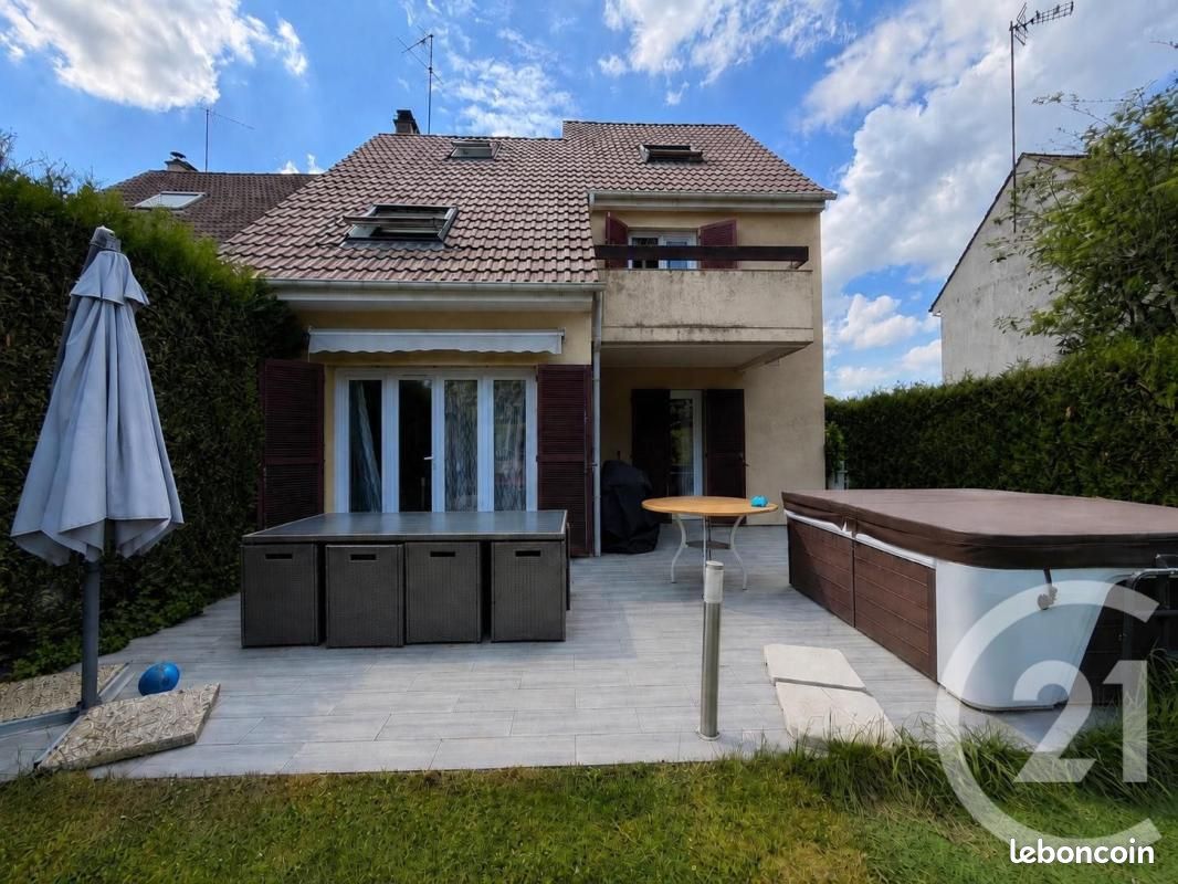Maison 6 pièces 120 m² · à Le Plessis-Belleville · 120 m² · 310 000 €