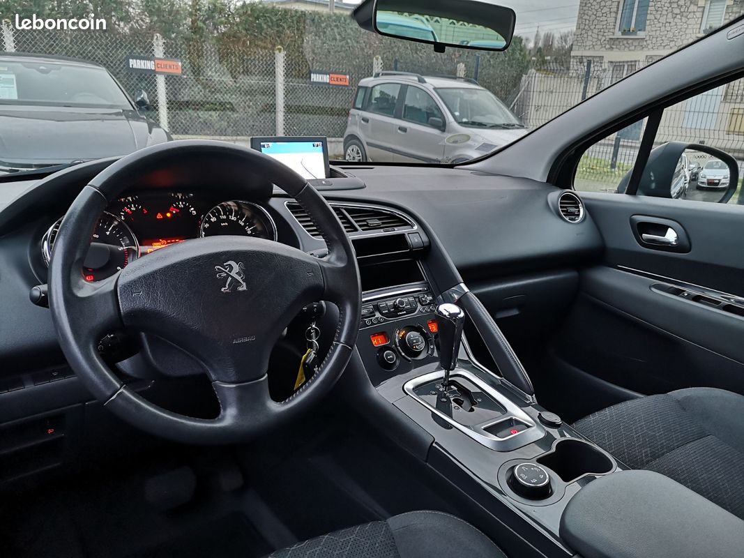 Peugeot 3008 1.6 BLUEHDI 120 ACTIVE EAT BVA (image 7)