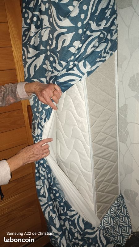 Lit 1 personne sommier et matelas (image 4)