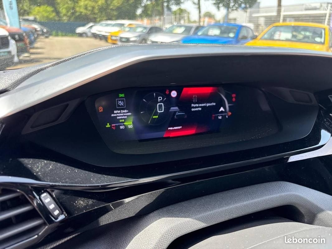 Peugeot 308 Hybrid 136 e-DCS6 - GT (image 7)