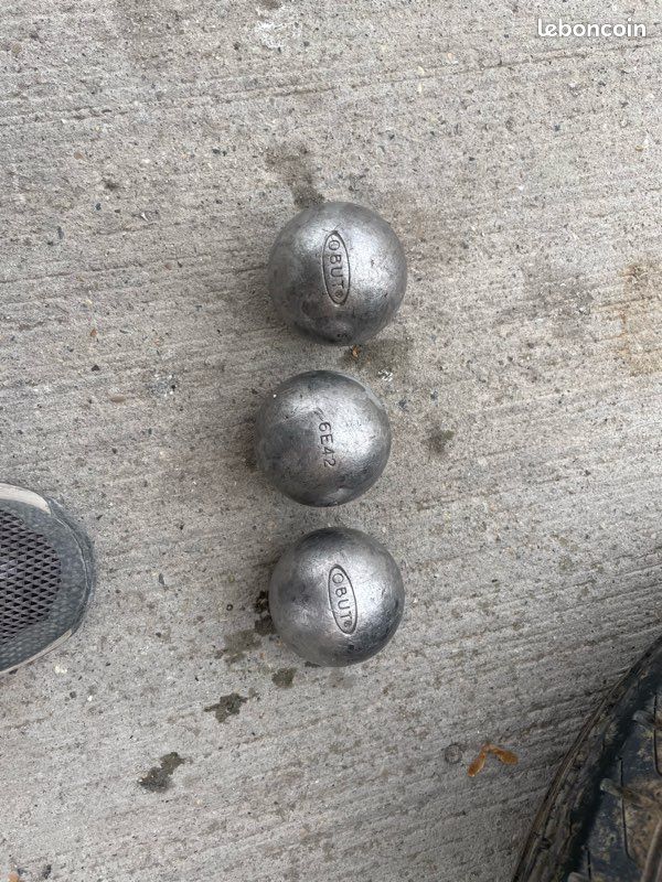 Je vend mes boules de petanque (image 1)