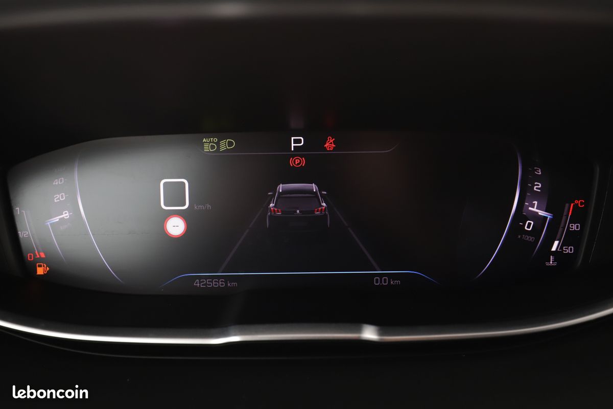 Peugeot 5008 1.5 Blue-HDi Allure Pack EAT8 130 ch (image 16)