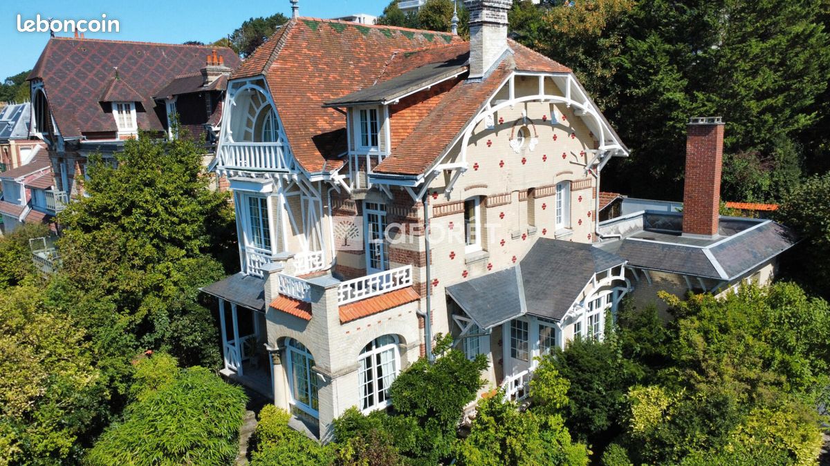 Maison 8 pièces 247 m² · à Sainte-Adresse · 247 m² · 1 150 000 €