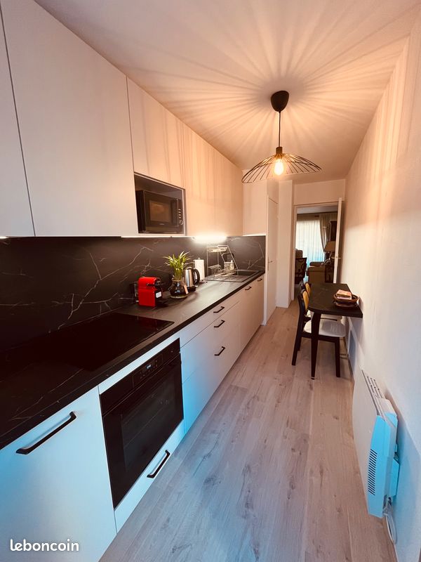 Appartement 3 pièces 65 m² · à Issy-les-Moulineaux · 65 m² · 2 070 €/mois