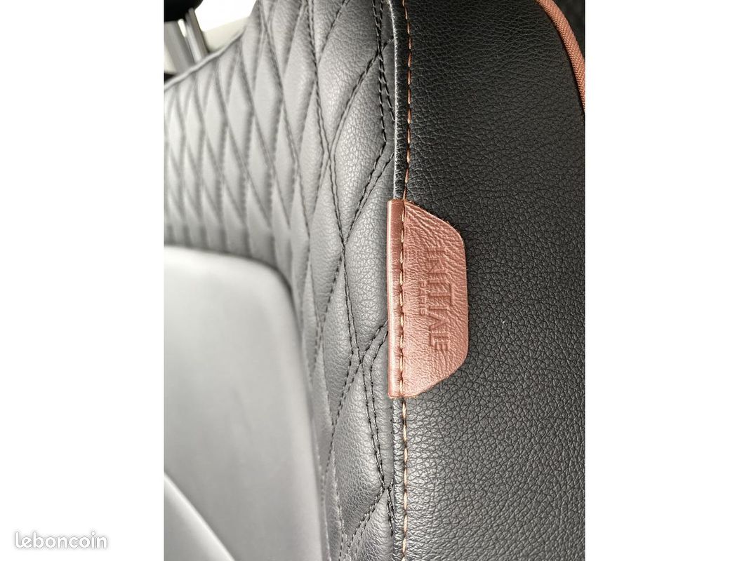 RENAULT CAPTUR 1.6 E-Tech Hybride - 145 - BVA multi-modes 2021 II Initiale Paris (image 31)