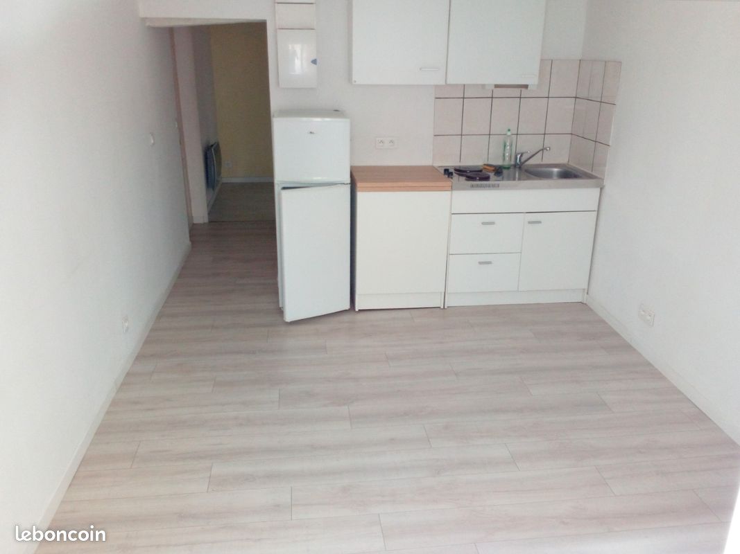 Appartement 2 pièces 25 m² · à Tulle · 25 m² · 330 €/mois