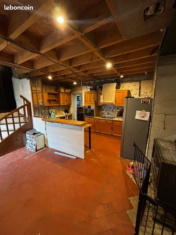 Maison 5 pièces 130 m² · à Saint-Florentin · 130 m² · 59 000 €