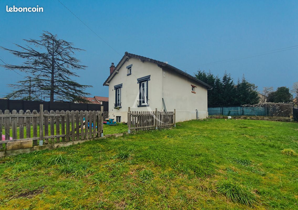 Maison 6 pièces 122 m² · à Les Mureaux · 122 m² · 256 000 €