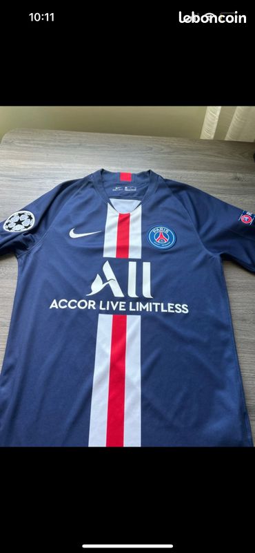 Maillot psg officiel 2019/2020 Vapor match taille L Mbappé neuf