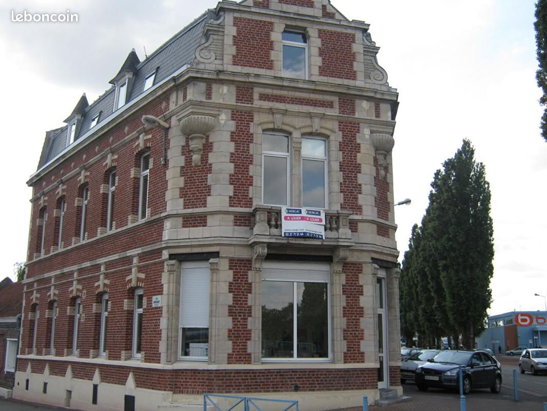 Local commercial 360 m² · à Douai · 360 m² · 276 900 €