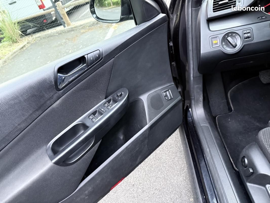 Volkswagen Passat 1.6 FSI 16V 115Cv*Moteur à Chaine*Véhicule Sous Garantie*Ct Révision Entretien ... (image 27)