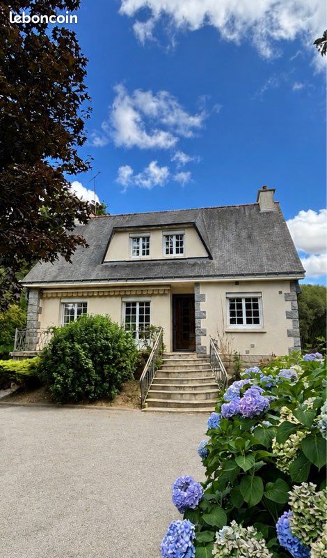 Maison 6 pièces 136 m² · à Merdrignac · 136 m² · 172 000 €