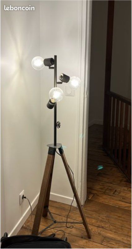 Lampe cinéma avec 3 têtes et ampoules incluses (image 1)