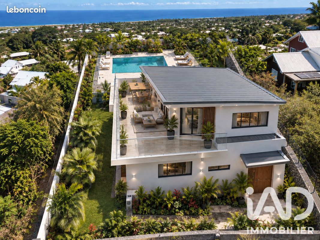 Maison 5 pièces 130 m² · à L'Étang-Salé · 130 m² · 610 000 €