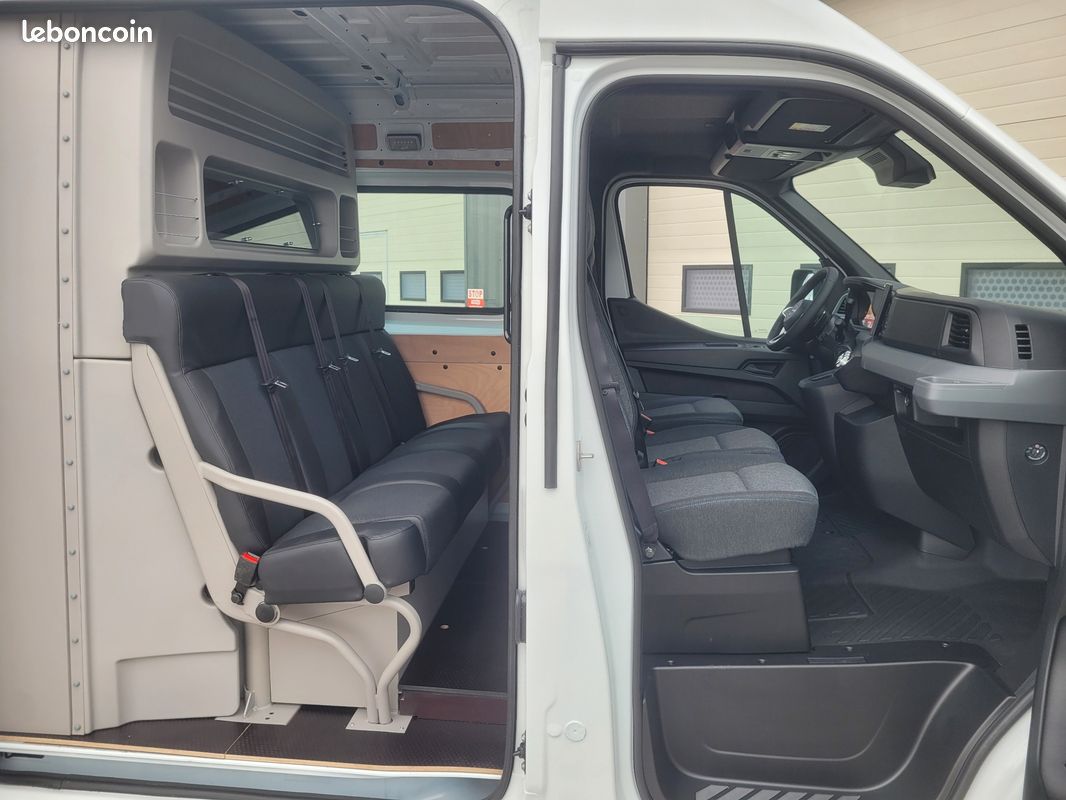 NISSAN INTERSTAR L2H2 FOURGON 2.0 DCI 170 A/T TEKNA CABINE APPROFONDIE FIXE 07 PLACES NEUF avec HABILLAGE BOIS + CAMÉRA DE RECUL + ANTIBROUILLARDS / GARANTIE CONSTRUCTEUR 5 ANS ( Prix Vente 38 990 HT) (image 3)