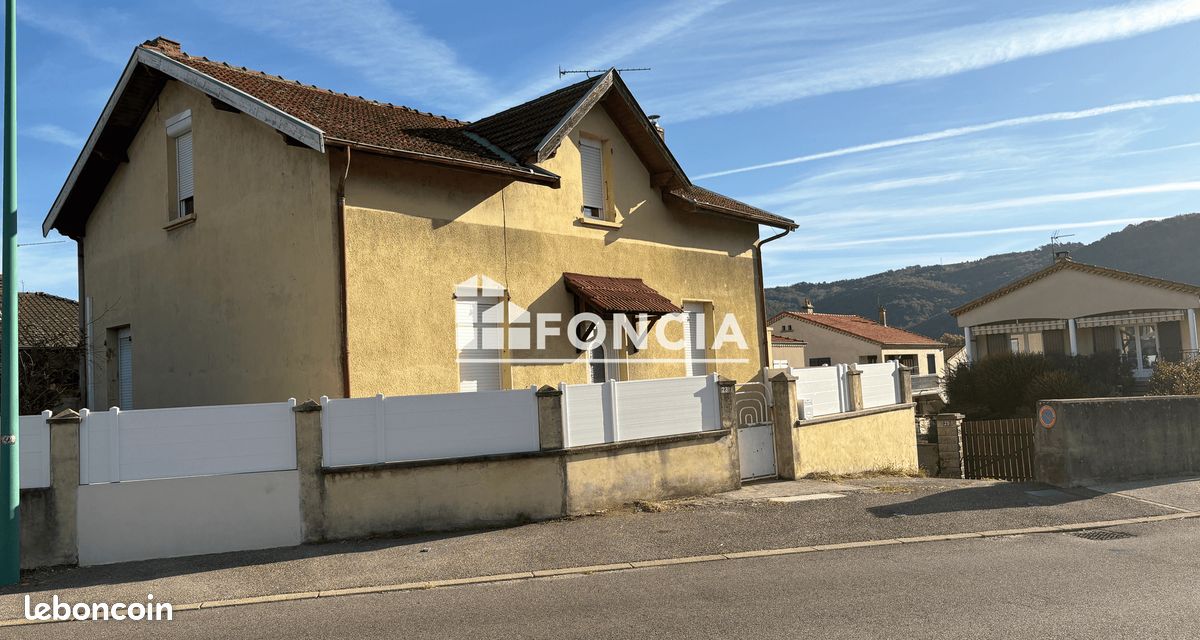 Maison 5 pièces 118 m² · à Sarras · 118 m² · 850 €/mois