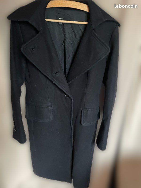 Manteau noir en laine (image 1)