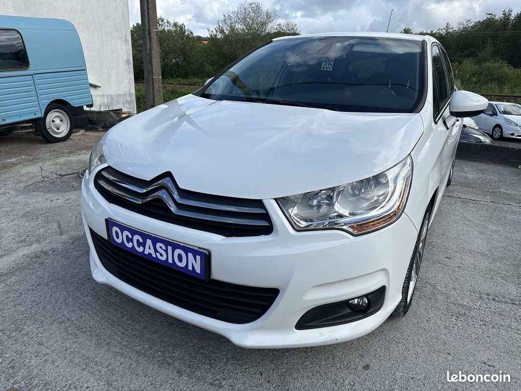 Citroen C4 1.6 VTI 120CH CONFORT (image 2)