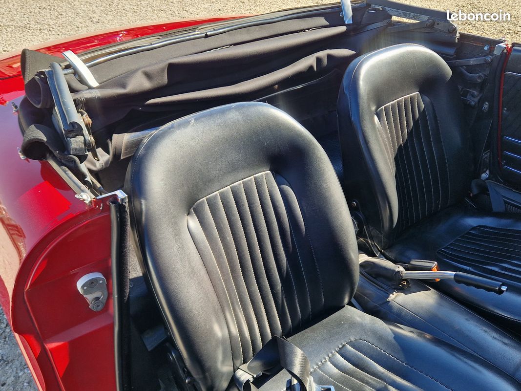 Alfa Roméo 1600 Spider - 1968 (image 10)