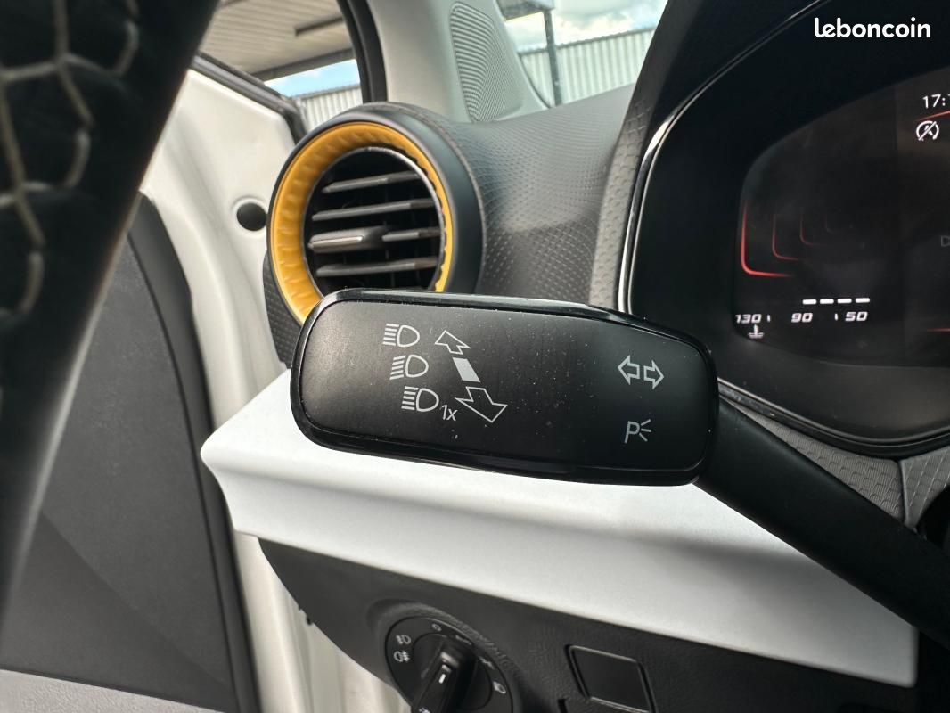 Seat Arona 1.0 TSI 110 ch Start/Stop BVM6 Style Business (image 10)