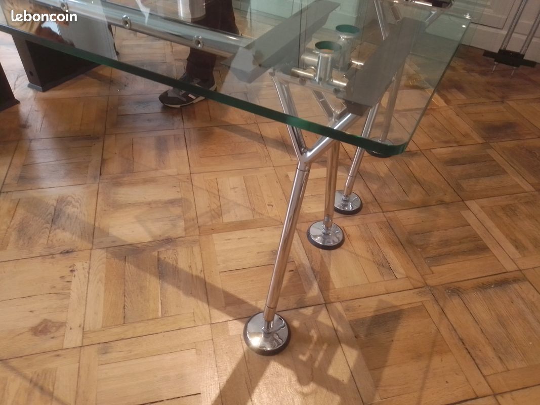 NORMAN FOSTER : bureau double Nomos édité par Tecno. Une valeur sure de collection, offrez vous une œuvre du plus célèbre architecte vivant (image 3)