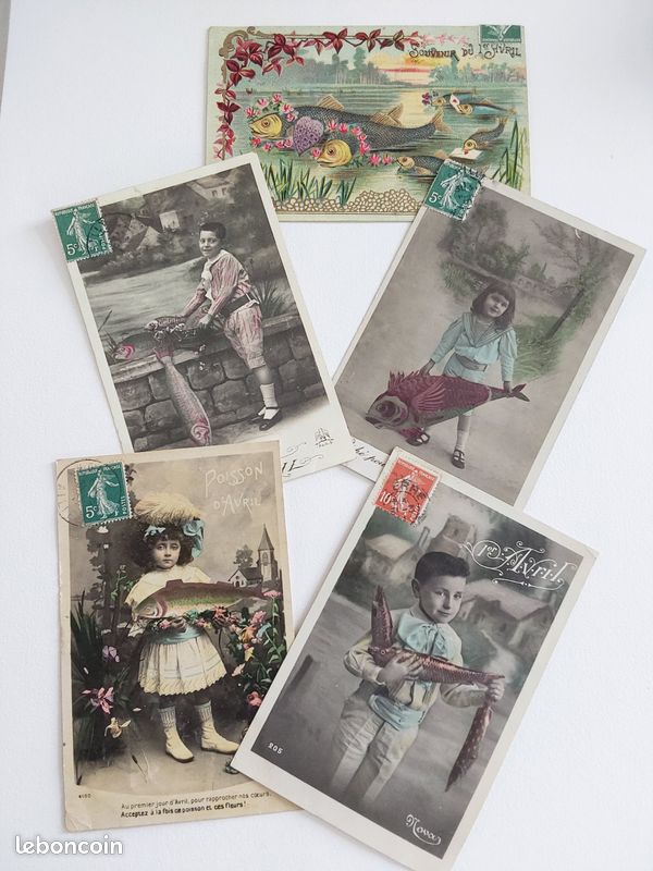 LOT DE 15 photos anciennes. Exposition Coloniale de Paris en 1931 EUR