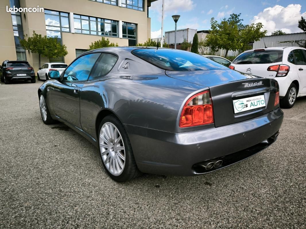 Maserati Coupé 4200 GT 390ch état concours (image 2)