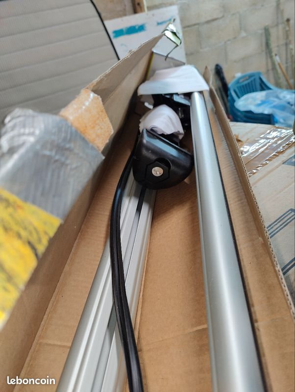 Universelles barres de toit Galeries aluminium AL135 Équipement auto