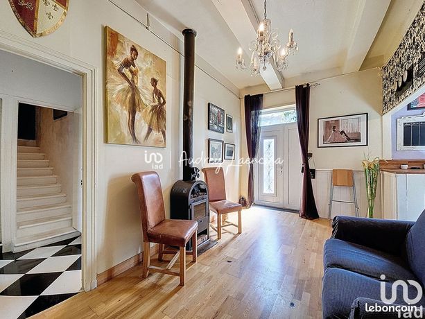 Maison 7 pièces 297 m²