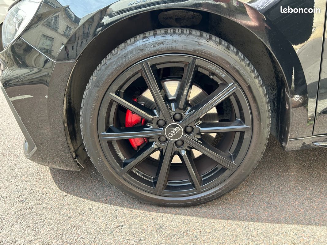 AUDI A1 SPORTBACK 40 TFSI 207 ch S- LINE S-TRONIC ENTRETIEN 100% AUDI GARANTIE AUDI 2027 ORIGINE FRANCE 1ER MAIN ENCEI (image 32)