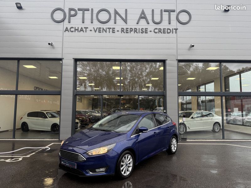 Ford FOCUS 1.0 ECOBOOST 125CH STOP&START TITANIUM (Vente a Pro ) (image 1)