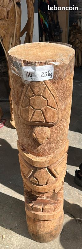 Statue totem Tiki 100 cm en bois de cocotier choix et rapport qualité prix imbattables (image 1)