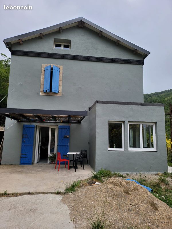 Maison 4 pièces 88 m² · à Joncels · 88 m² · 134 000 €