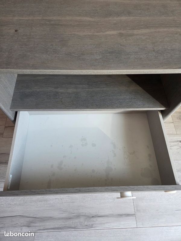 Commode (image 4)
