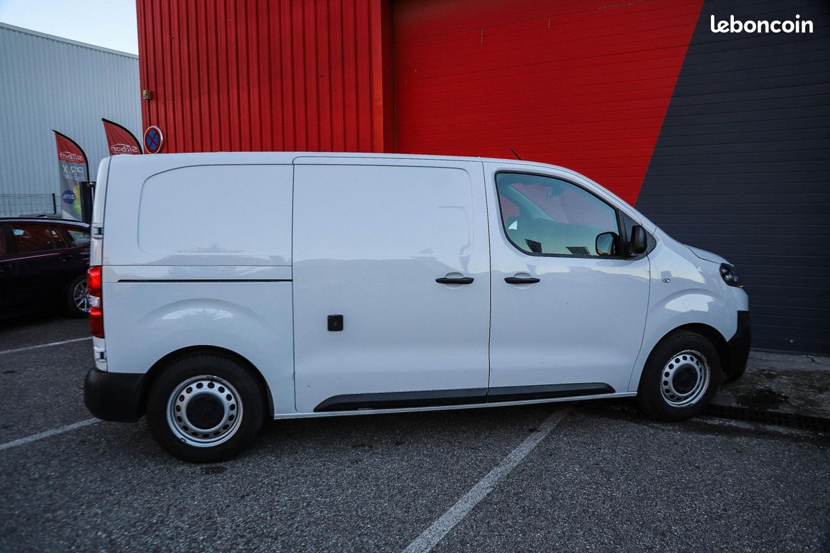 CITROEN JUMPY M 2.0 BlueHDi 180 EAT8 III FOURGON Driver CAMERA GPS (image 2)