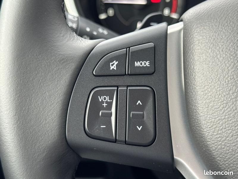 Suzuki Vitara 1.4 Boosterjet Hybrid 110ch Style Auto MY25 (image 16)
