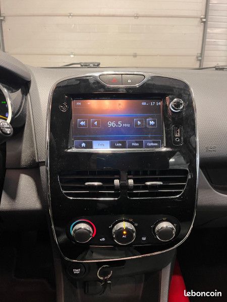 Renault CLIO IV 1.5 DCI 90CH ENERGY BUSINESS ECO² (image 9)