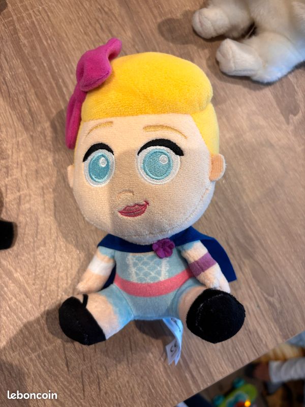Lot de peluches Disney, Pixar, Astérix et animaux – Bon état (image 5)