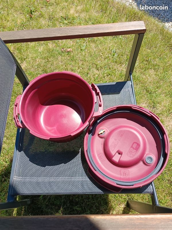 Micro minute Tupperware (image 2)