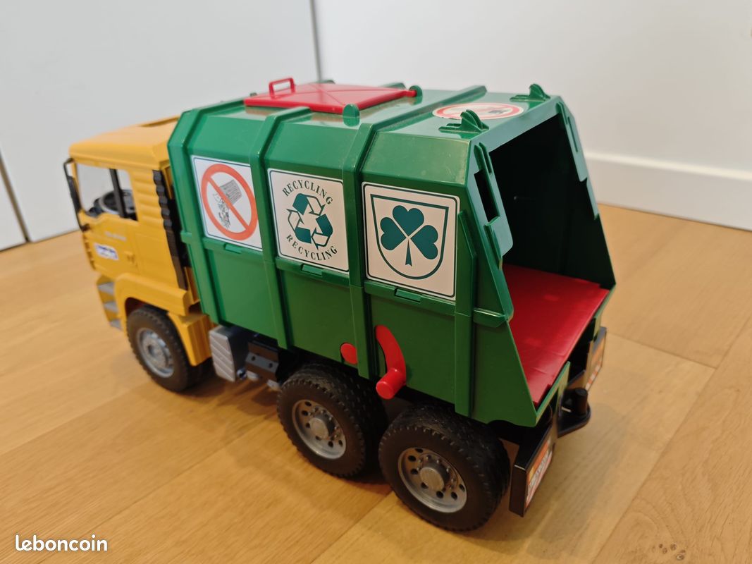 Camion Poubelle Bruder (image 2)