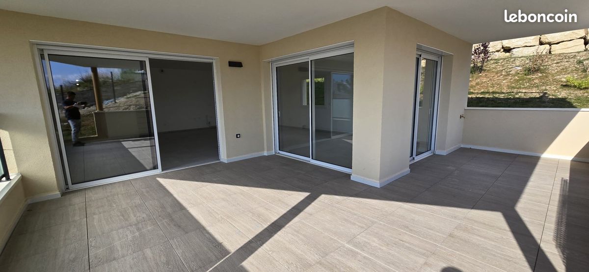 Appartement 4 pièces 121 m² · à Pugny-Chatenod · 121 m² · 590 000 €