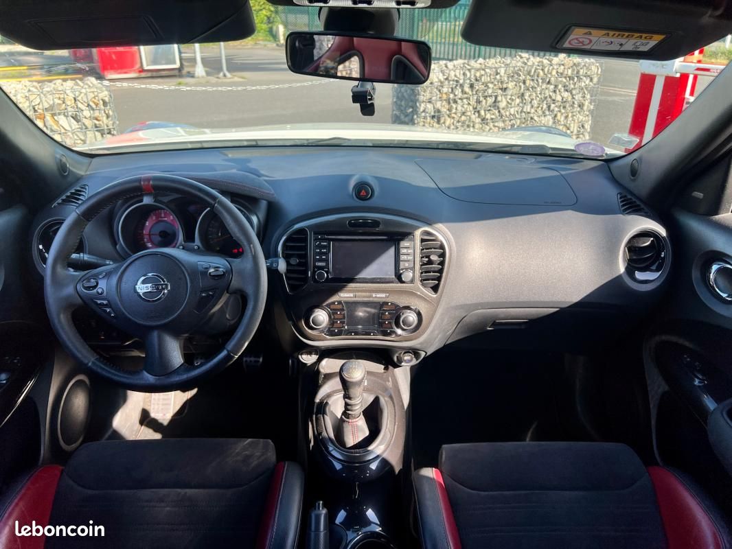 Nissan Juke Nismo RS 1.6 DIG-T 218 - FULL Options* Recaro* Parfait état (image 16)