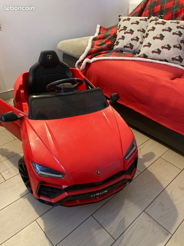 Lamborghini urus 12V électrique enfant (image 1)