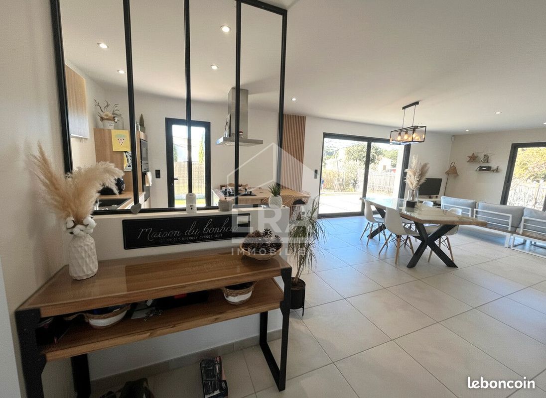 Maison 4 pièces 97 m² · à Mazan · 97 m² · 350 000 €