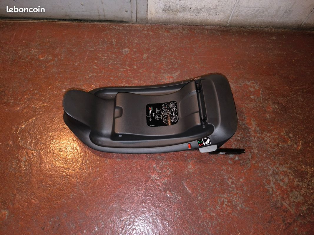 Cybex cosy (coque naissance) Aton S2 i-Size + base isofix one (image 8)