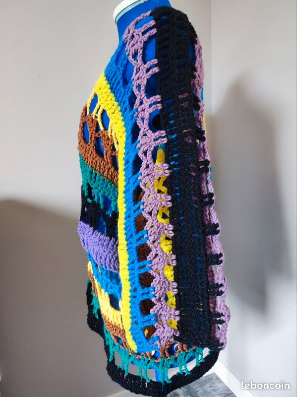 Gilet jamais porté fait main (image 3)