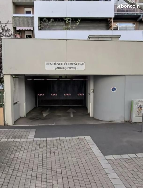 Garage/box Clermont Ferrand · à Clermont-Ferrand · 80 €/mois